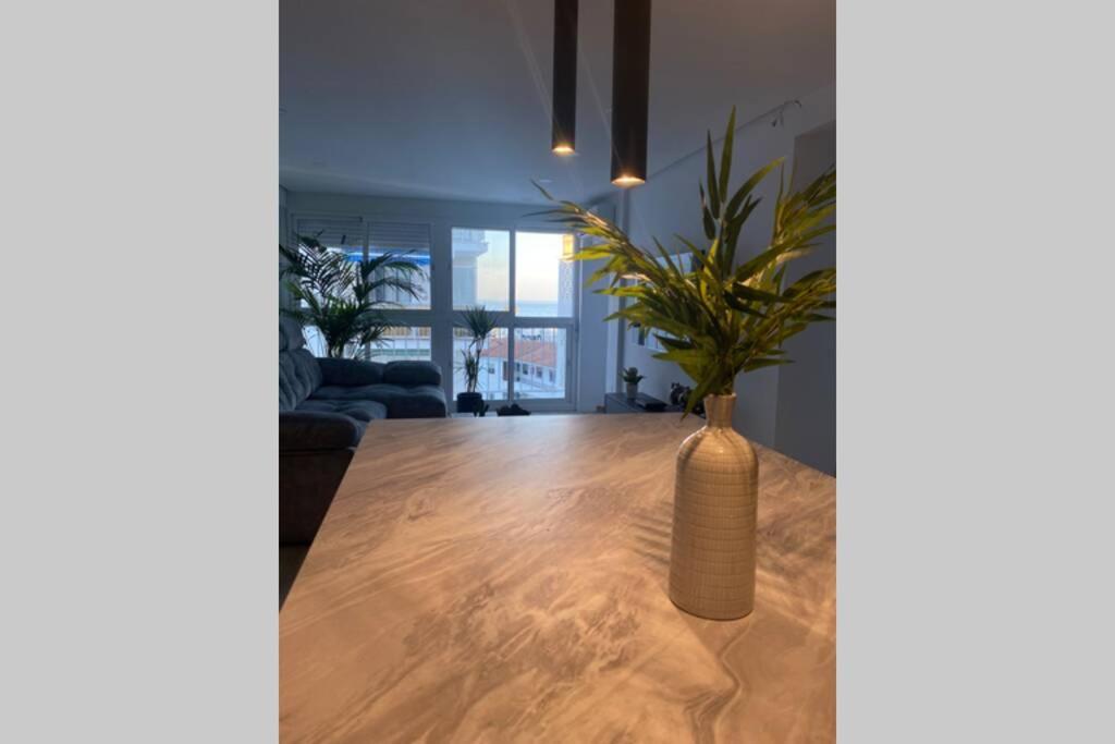 Precioso Apartamento A Estrenar En Centro De Нерха Екстер'єр фото